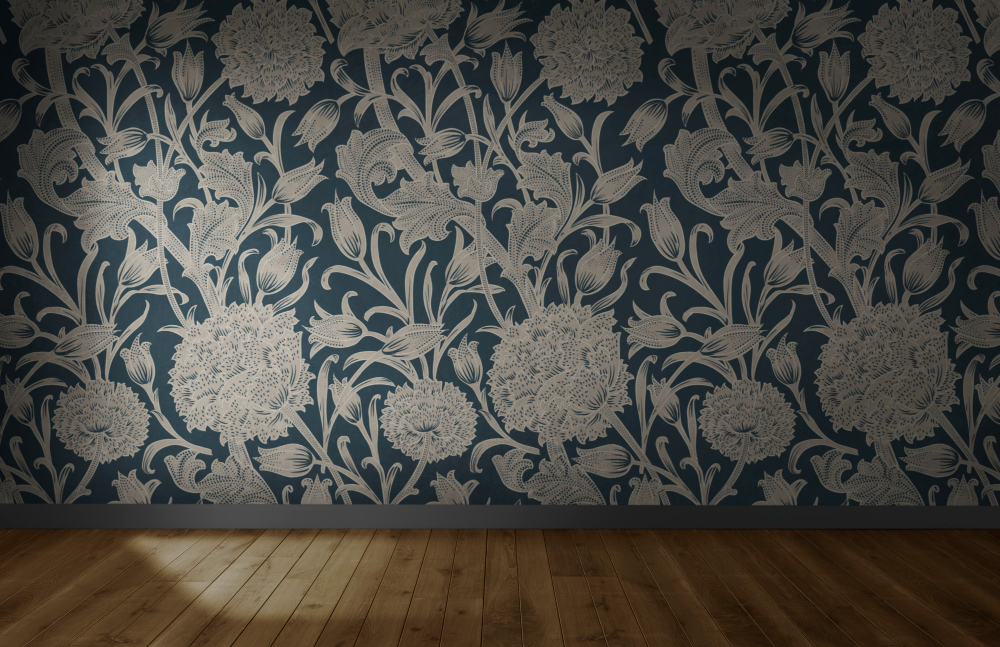 floral-wallpaper-empty-room-with-wooden-floor